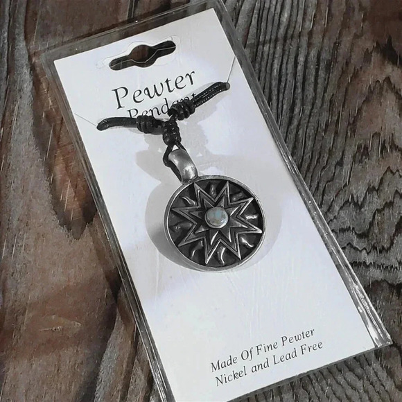 Thailand Antique Silver Arizona Turquoise Aztec Sun Fine Pewter Pendant Necklace - Picture 6 of 7